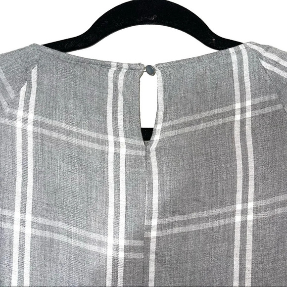 LC Lauren Conrad Gray & White Plaid Print Bell Split Back Top Xsmall Women’s - Picture 8 of 14